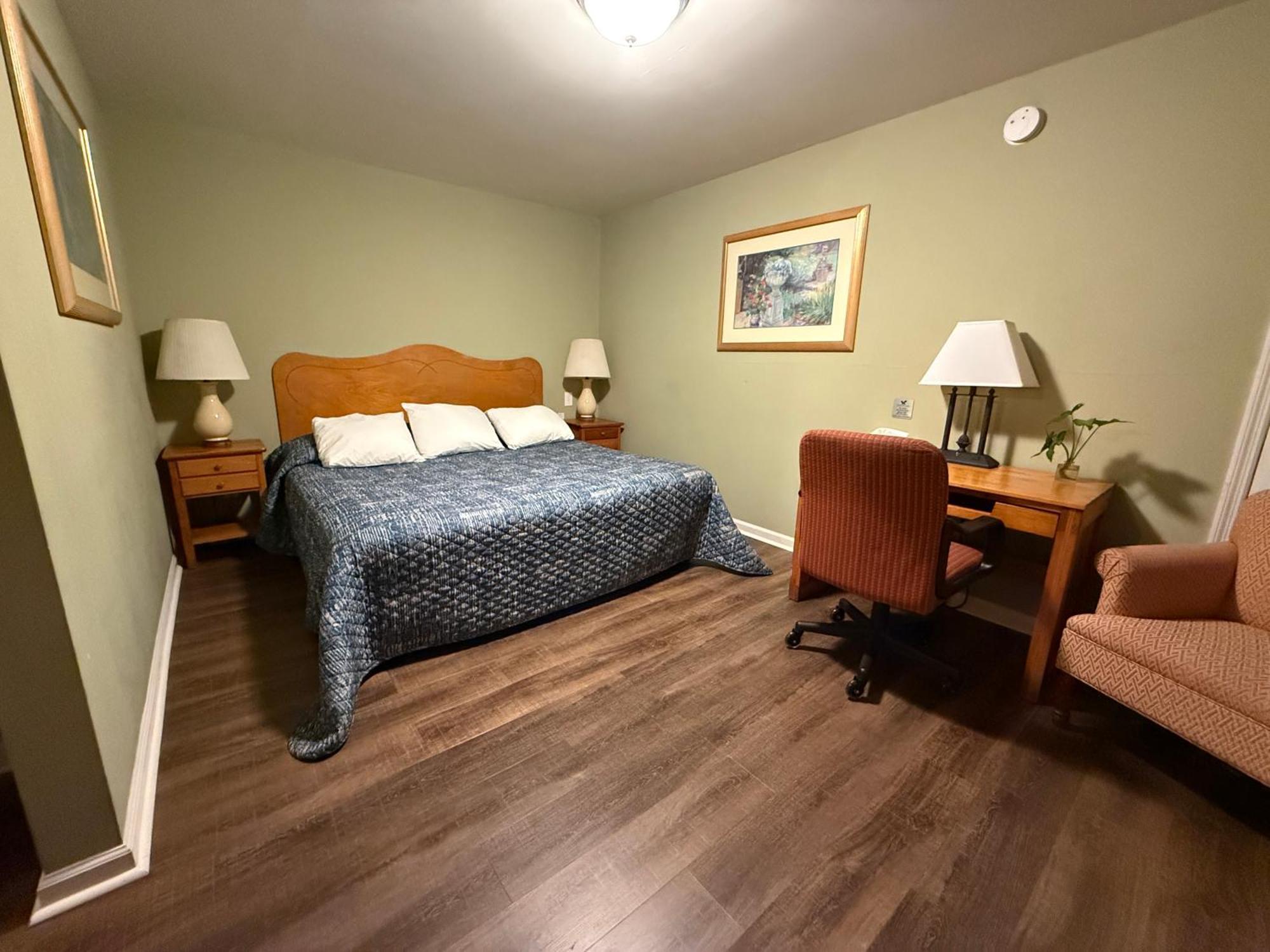 Heidi'S Inn Brewster 외부 사진