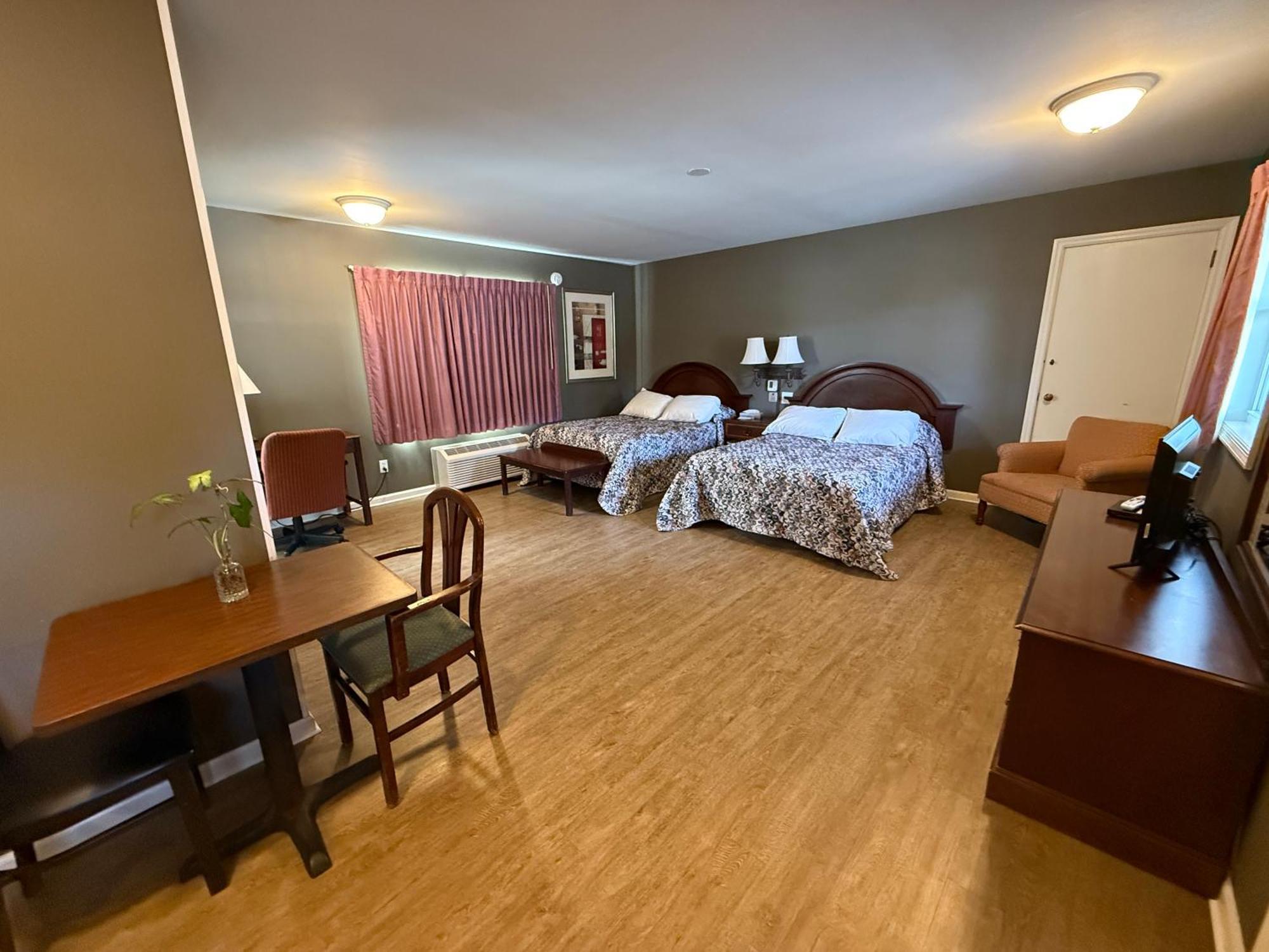 Heidi'S Inn Brewster 외부 사진