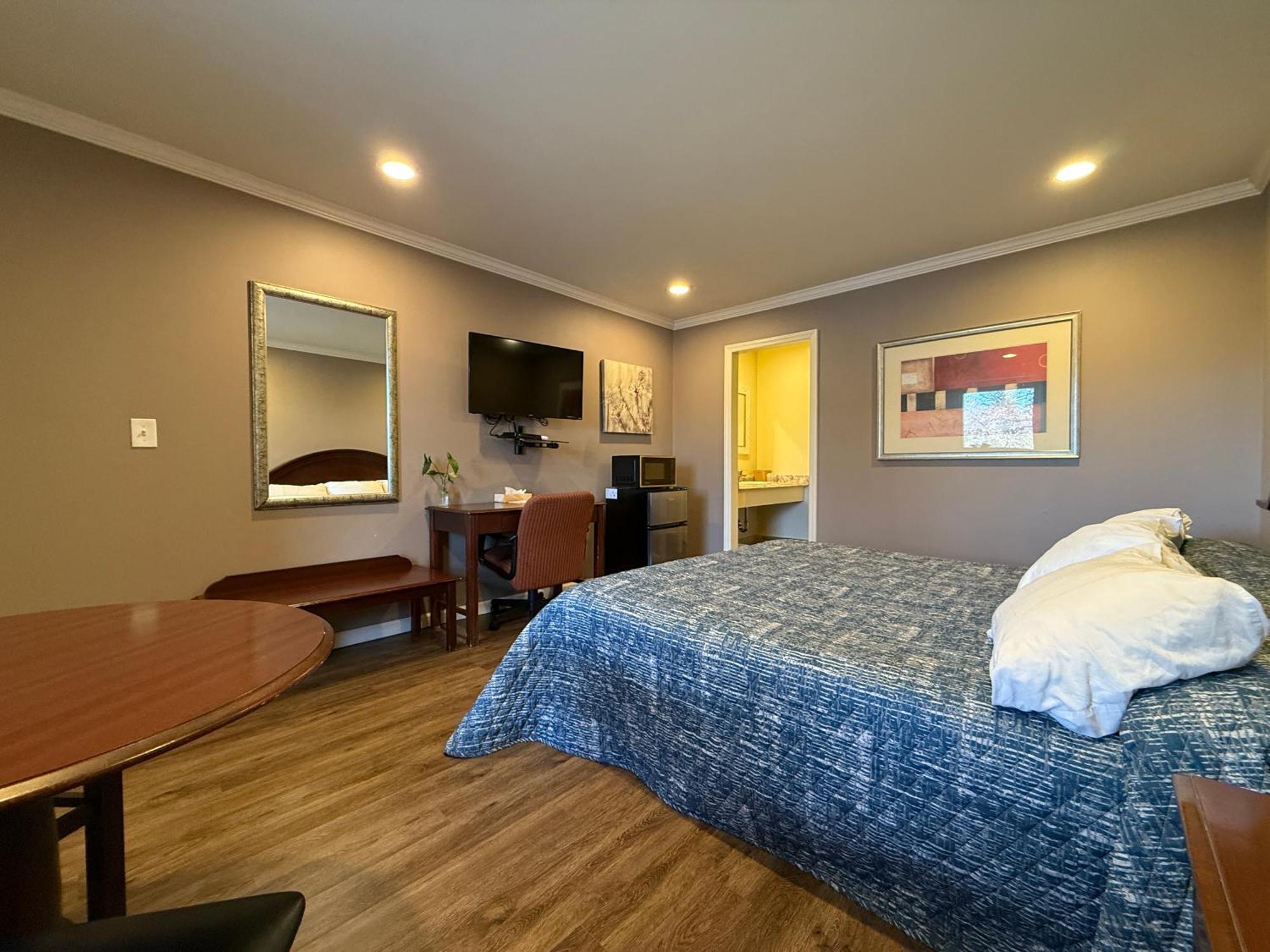 Heidi'S Inn Brewster 외부 사진