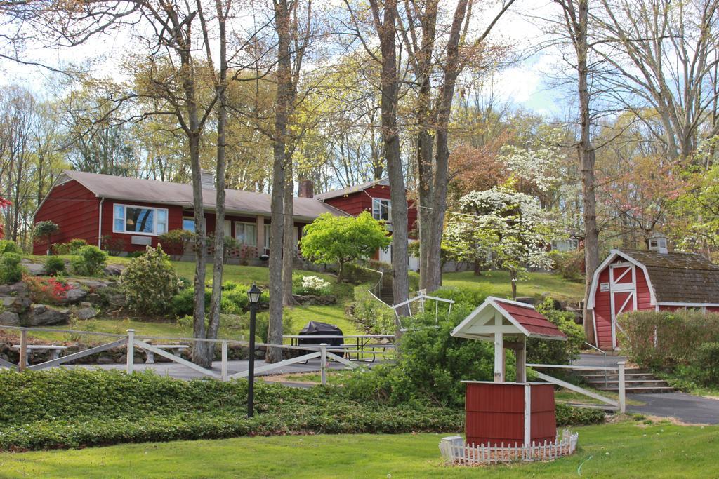 Heidi'S Inn Brewster 외부 사진