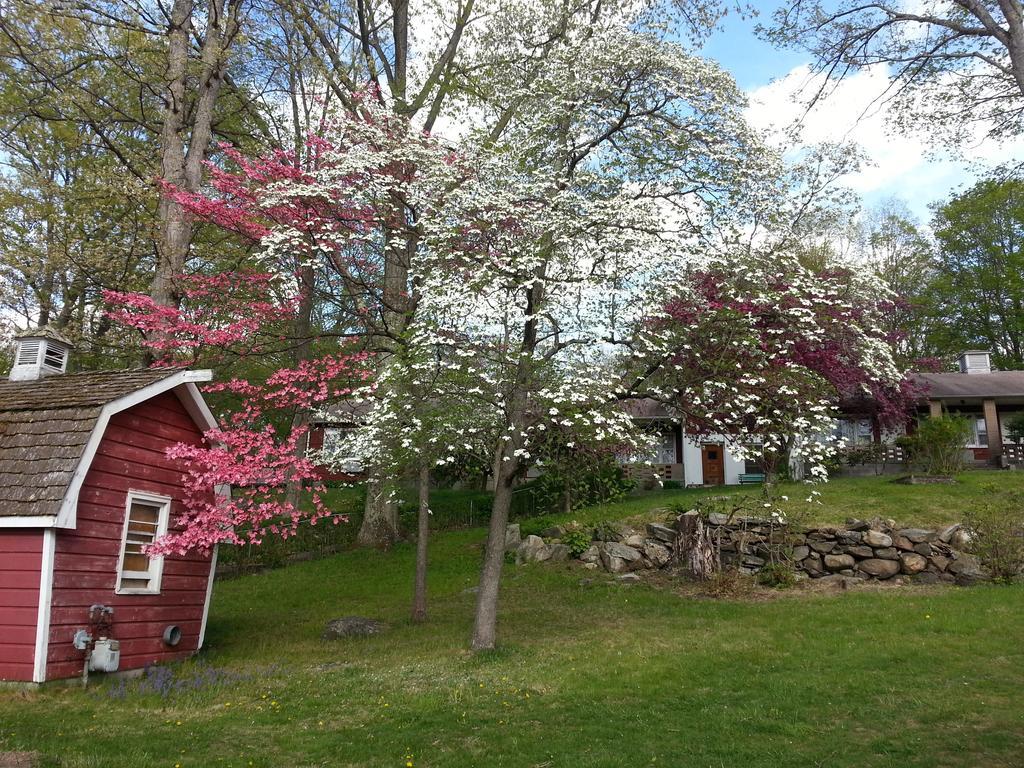 Heidi'S Inn Brewster 외부 사진