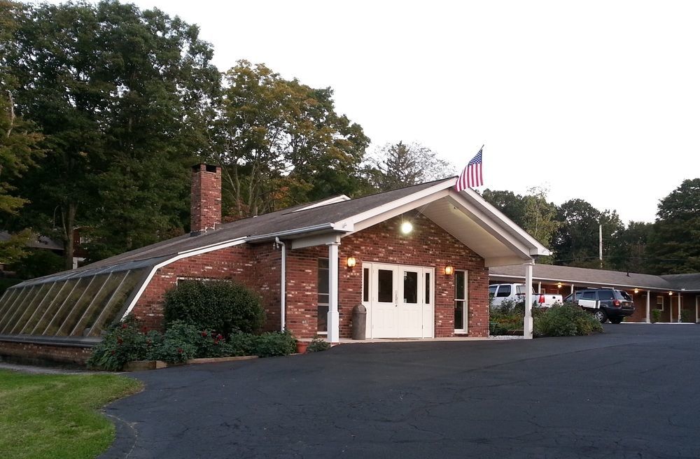 Heidi'S Inn Brewster 외부 사진