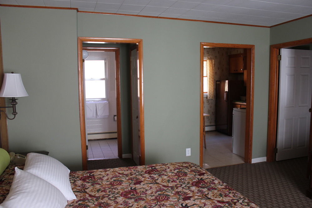 Heidi'S Inn Brewster 외부 사진